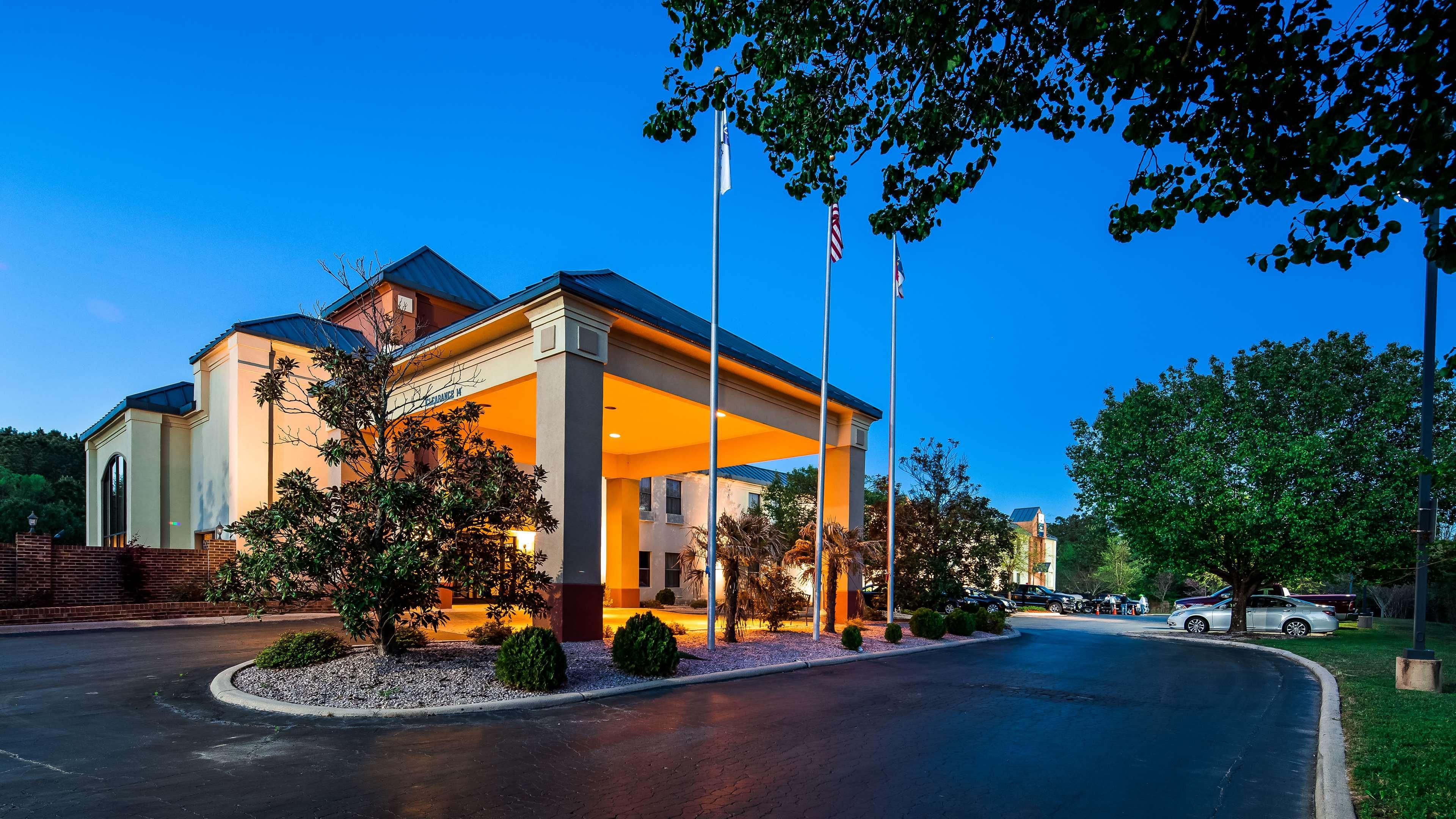 Best Western Butner Creedmoor Inn Exterior photo