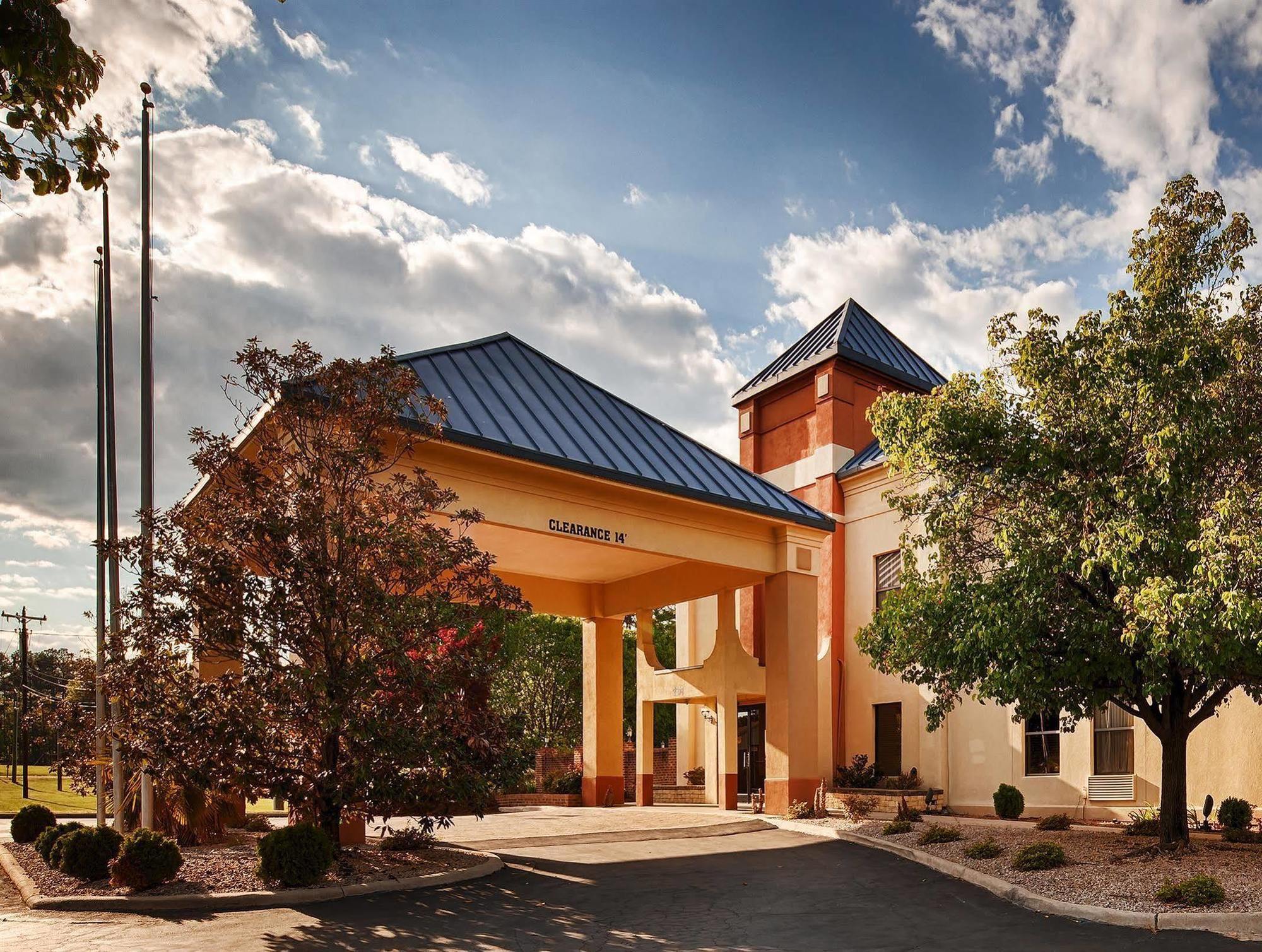 Best Western Butner Creedmoor Inn Exterior photo